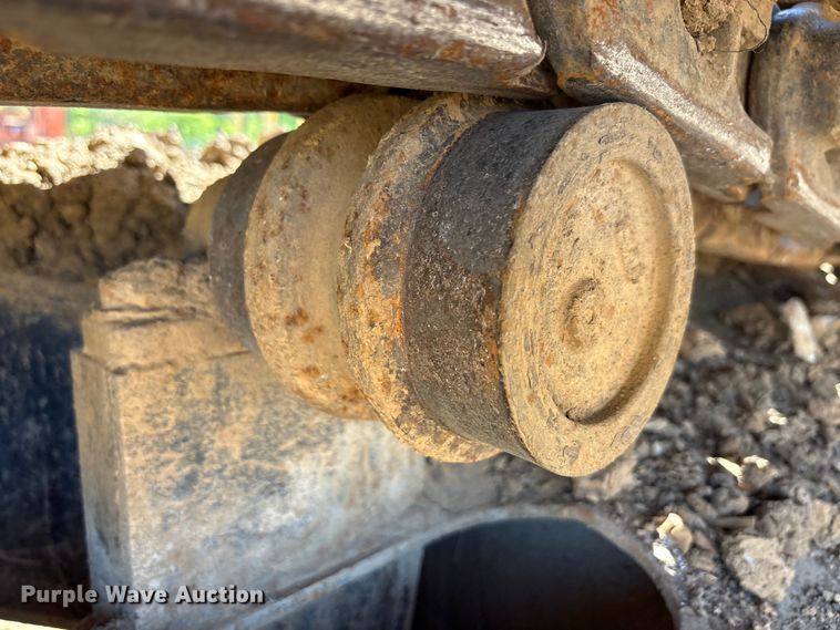 image for item EA7958 Link-Belt 210X2 excavator