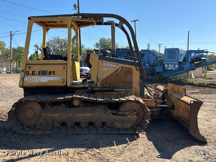 image for item EA7959 1999 John Deere 450H LGP dozer