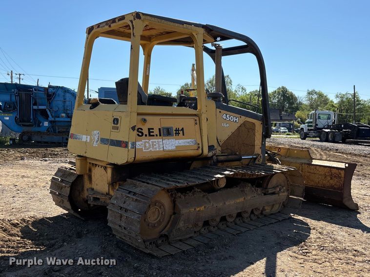 image for item EA7959 1999 John Deere 450H LGP dozer