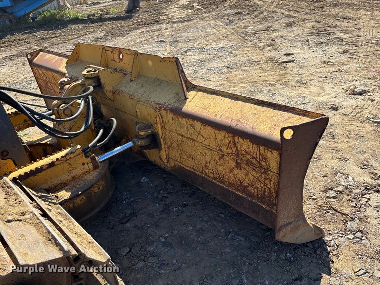 image for item EA7959 1999 John Deere 450H LGP dozer