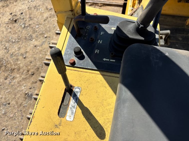 image for item EA7959 1999 John Deere 450H LGP dozer