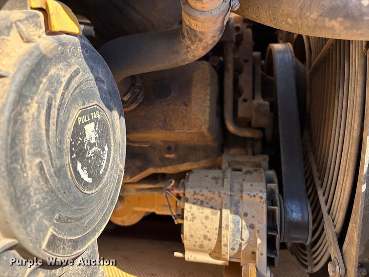 image for item EA7959 1999 John Deere 450H LGP dozer