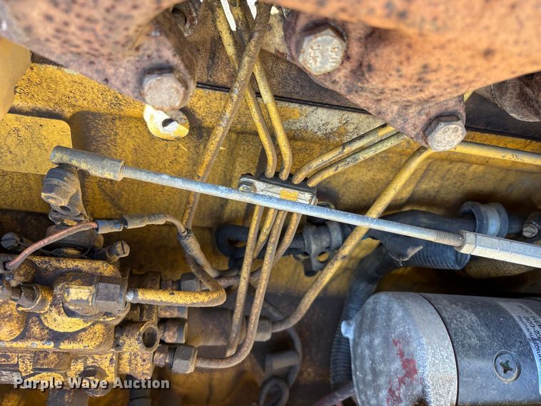 image for item EA7959 1999 John Deere 450H LGP dozer