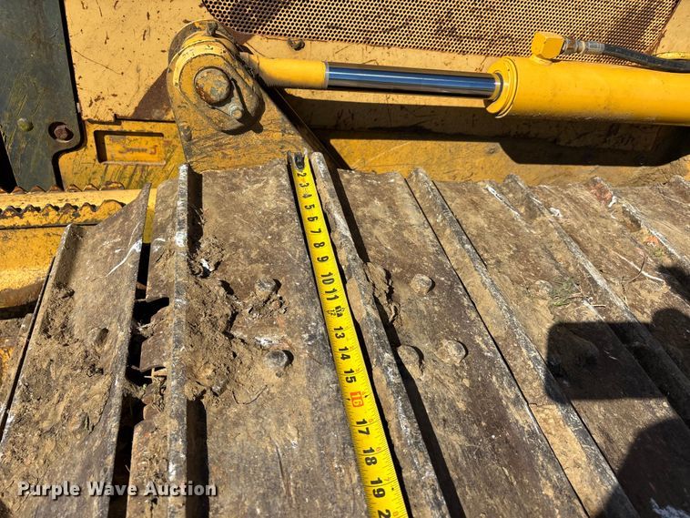 image for item EA7959 1999 John Deere 450H LGP dozer