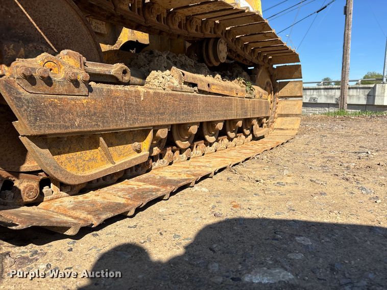 image for item EA7959 1999 John Deere 450H LGP dozer