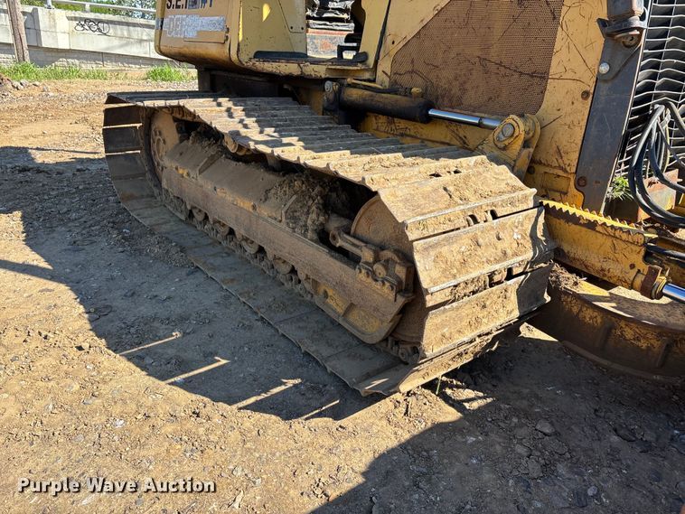 image for item EA7959 1999 John Deere 450H LGP dozer