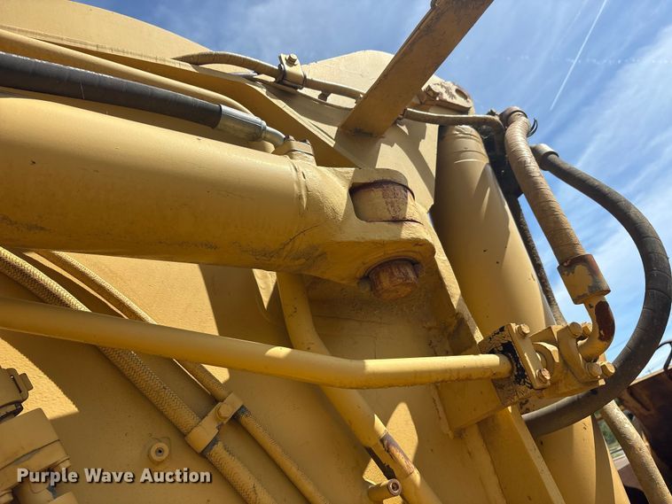 image for item EA7960 1991 Caterpillar 621E conventional scraper 