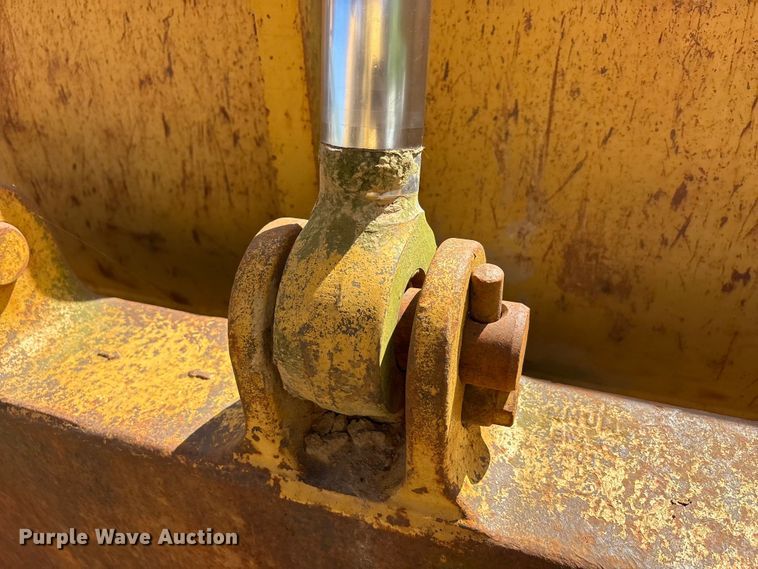 image for item EA7960 1991 Caterpillar 621E conventional scraper 