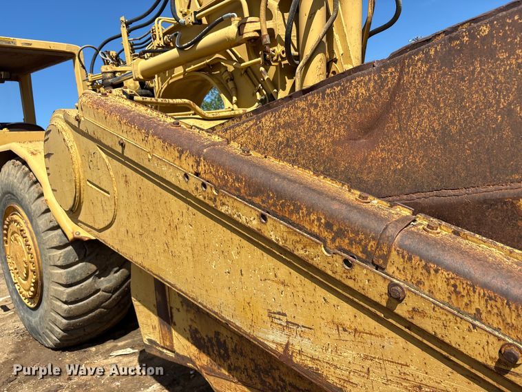 image for item EA7960 1991 Caterpillar 621E conventional scraper 