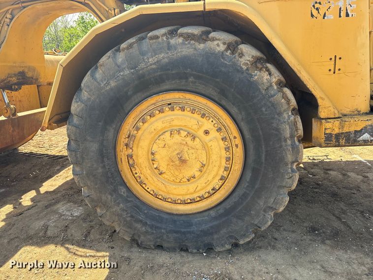 image for item EA7960 1991 Caterpillar 621E conventional scraper 