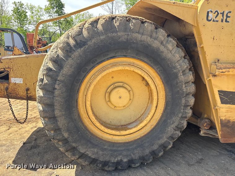 image for item EA7960 1991 Caterpillar 621E conventional scraper 
