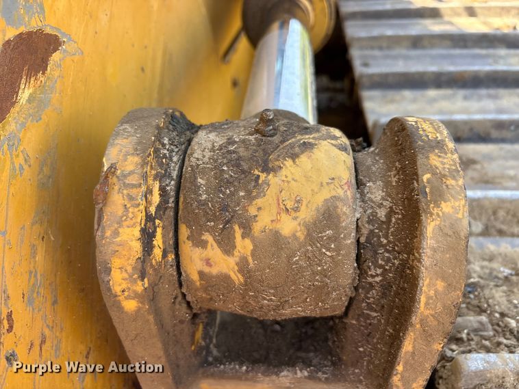 image for item EA7964 2005 John Deere 850J LGP dozer