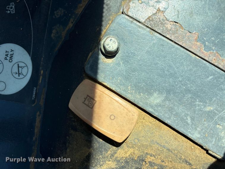 image for item EA7964 2005 John Deere 850J LGP dozer