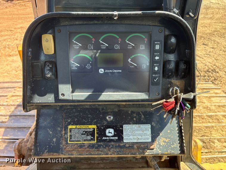 image for item EA7964 2005 John Deere 850J LGP dozer