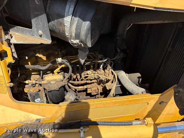 image for item EA7964 2005 John Deere 850J LGP dozer