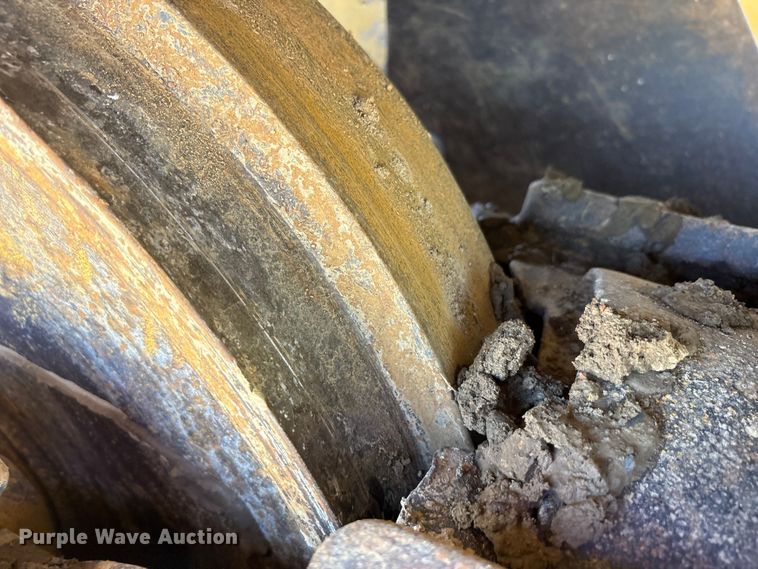 image for item EA7964 2005 John Deere 850J LGP dozer