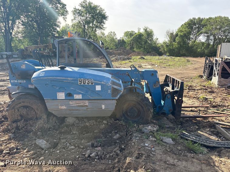 image for item EA7966 Terex GTB-5519 telehandler