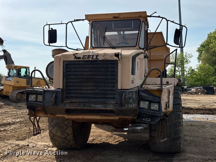 image for item EA7967 1999 Bell B40C articulated haul truck