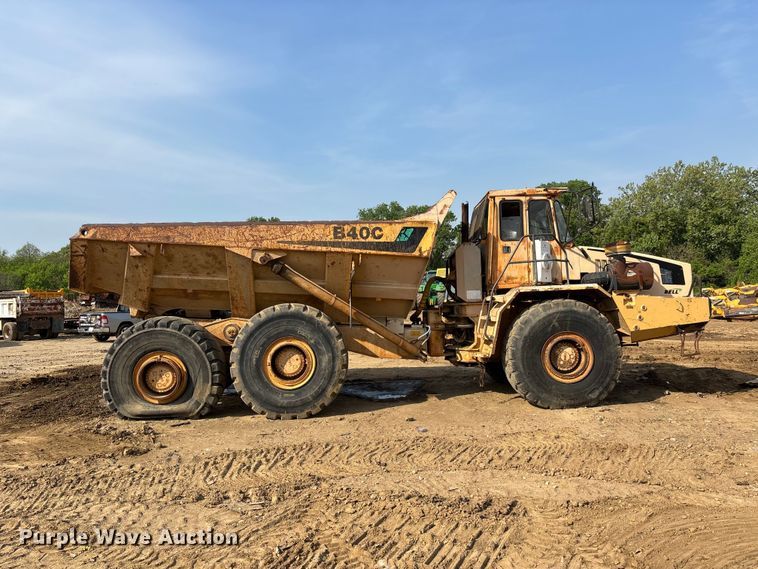 image for item EA7967 1999 Bell B40C articulated haul truck