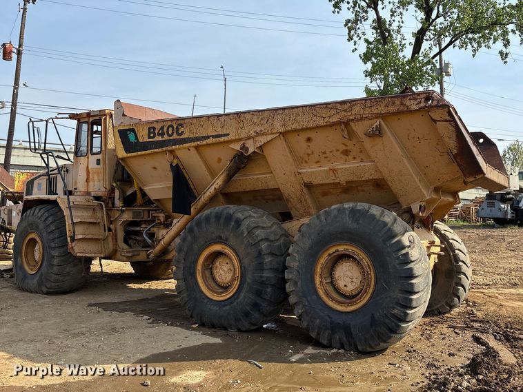 image for item EA7967 1999 Bell B40C articulated haul truck