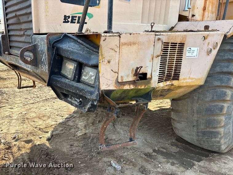 image for item EA7967 1999 Bell B40C articulated haul truck