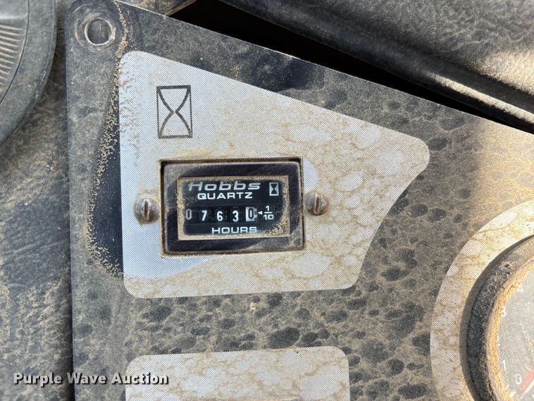 image for item EA7967 1999 Bell B40C articulated haul truck