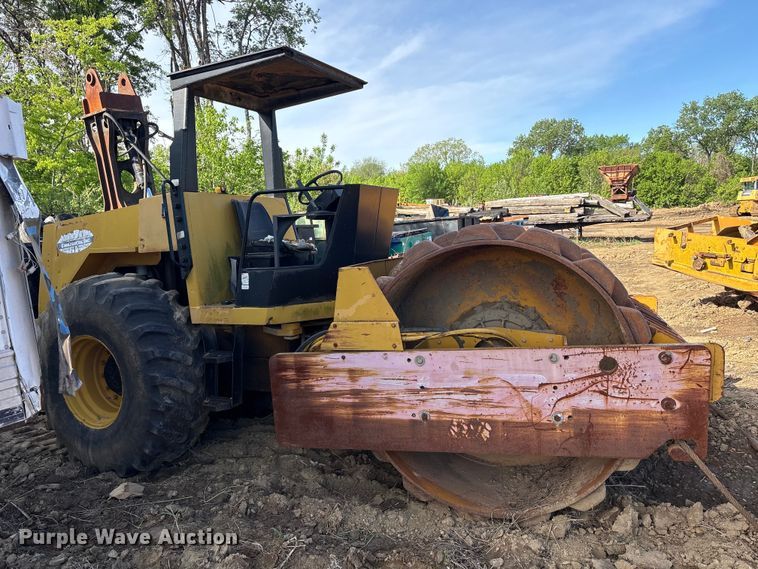 image for item EA7969 1993 Dynapac CA251PDB single drum vibratory roller