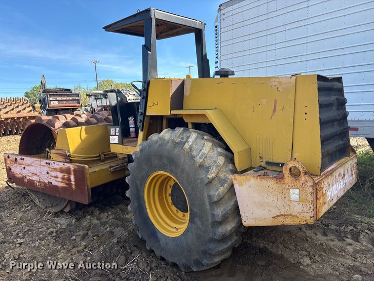 image for item EA7969 1993 Dynapac CA251PDB single drum vibratory roller