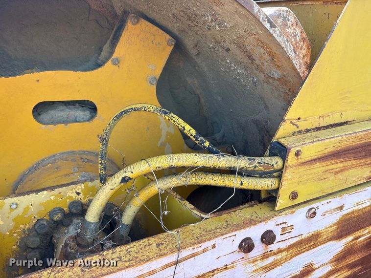 image for item EA7969 1993 Dynapac CA251PDB single drum vibratory roller