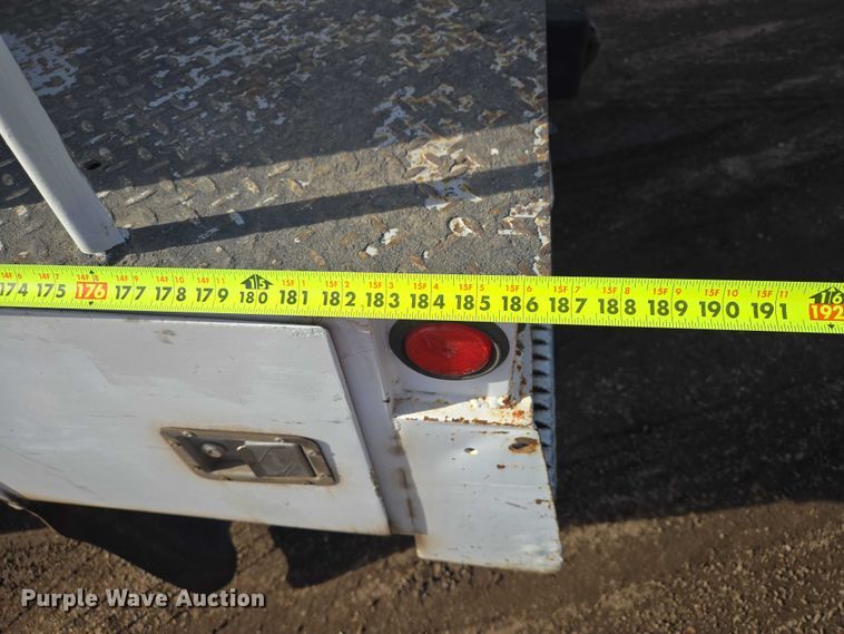 image for item EB1370 2007 Ford F750 Super Duty bucket truck