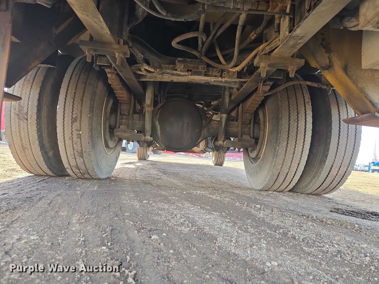 image for item EB1370 2007 Ford F750 Super Duty bucket truck