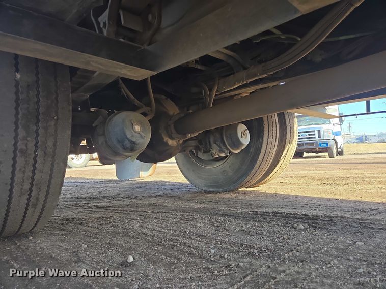 image for item EB1370 2007 Ford F750 Super Duty bucket truck