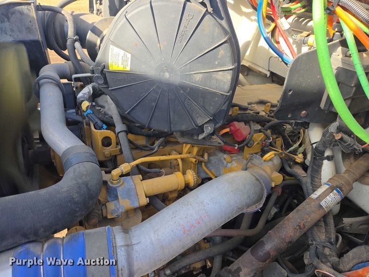 image for item EB1370 2007 Ford F750 Super Duty bucket truck