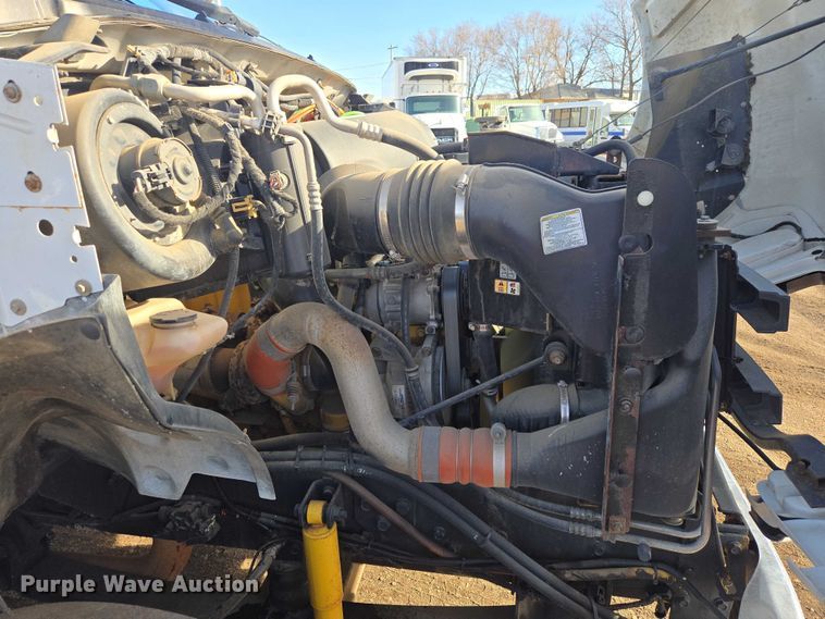 image for item EB1370 2007 Ford F750 Super Duty bucket truck