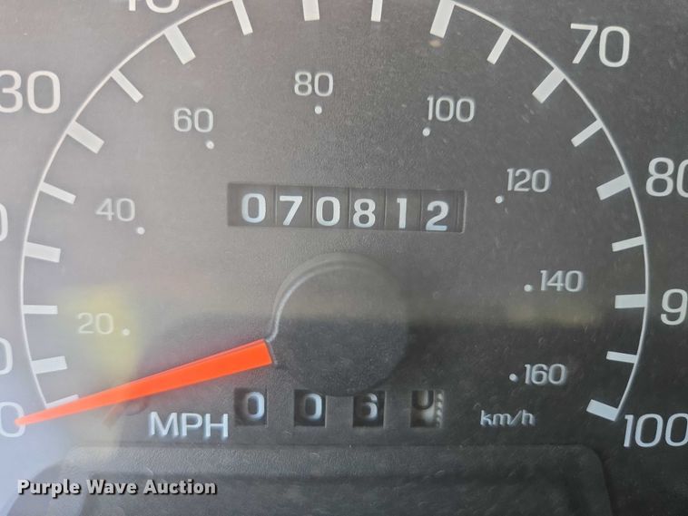 image for item EB1370 2007 Ford F750 Super Duty bucket truck