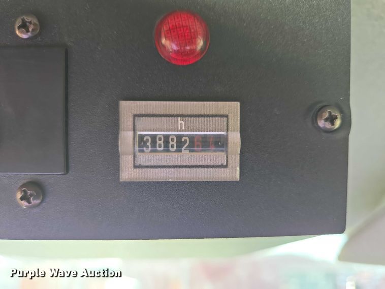 image for item EB1370 2007 Ford F750 Super Duty bucket truck