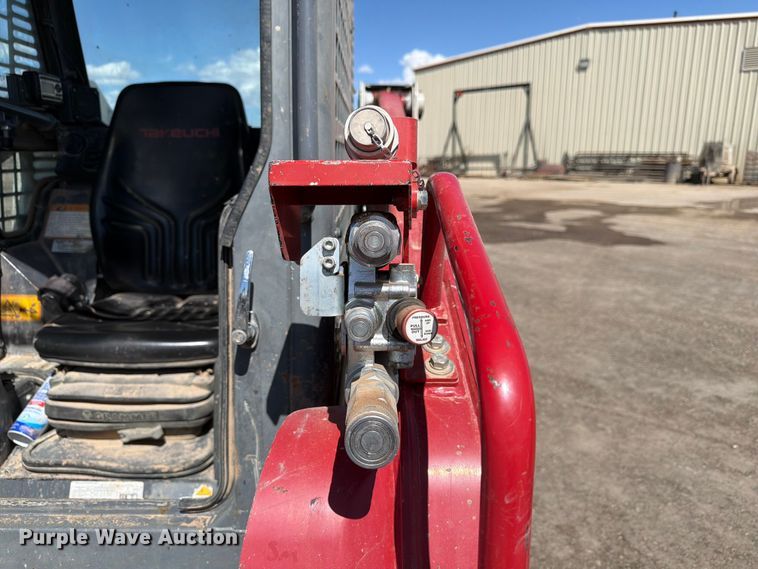 image for item EB1405 2020 Takeuchi TL8 tracked skid steer loader