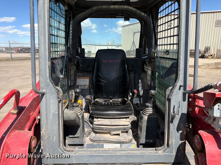 image for item EB1405 2020 Takeuchi TL8 tracked skid steer loader