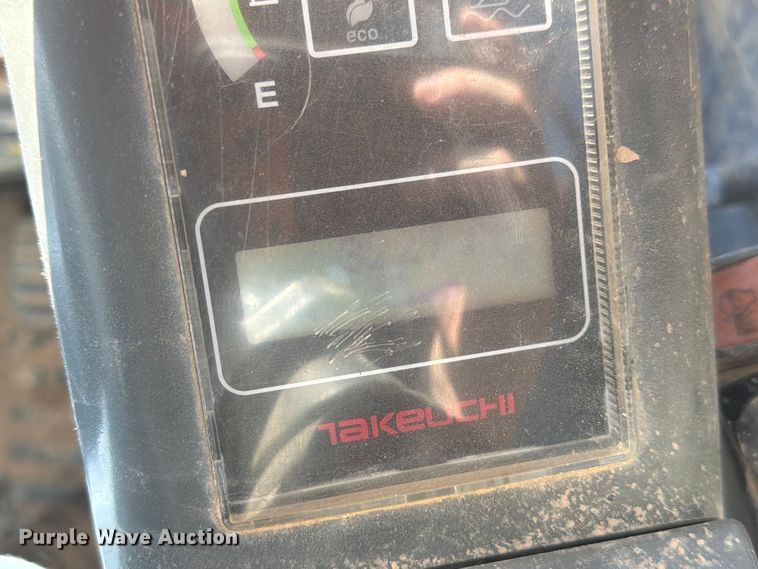 image for item EB1405 2020 Takeuchi TL8 tracked skid steer loader