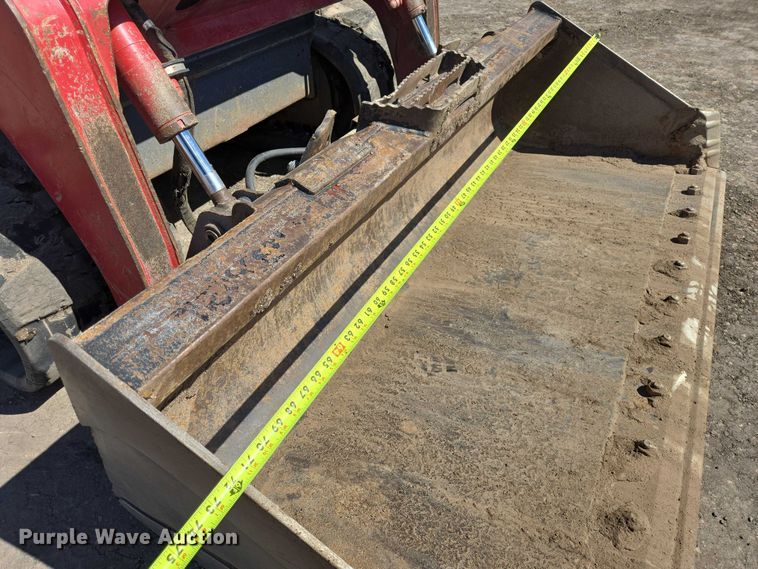 image for item EB1406 2020 Takeuchi TL8 tracked skid steer loader