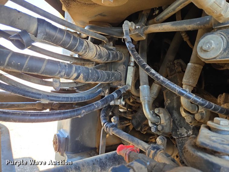 image for item EB1407 2015 Komatsu WA320-7 wheel loader