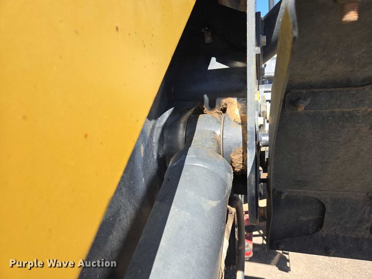 image for item EB1407 2015 Komatsu WA320-7 wheel loader