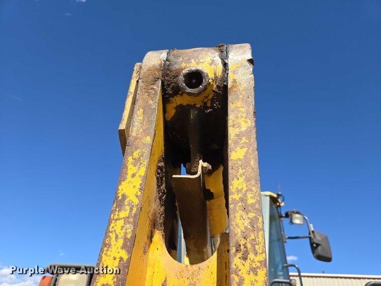 image for item EB1407 2015 Komatsu WA320-7 wheel loader