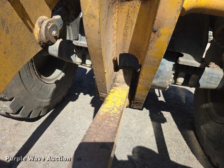 image for item EB1407 2015 Komatsu WA320-7 wheel loader