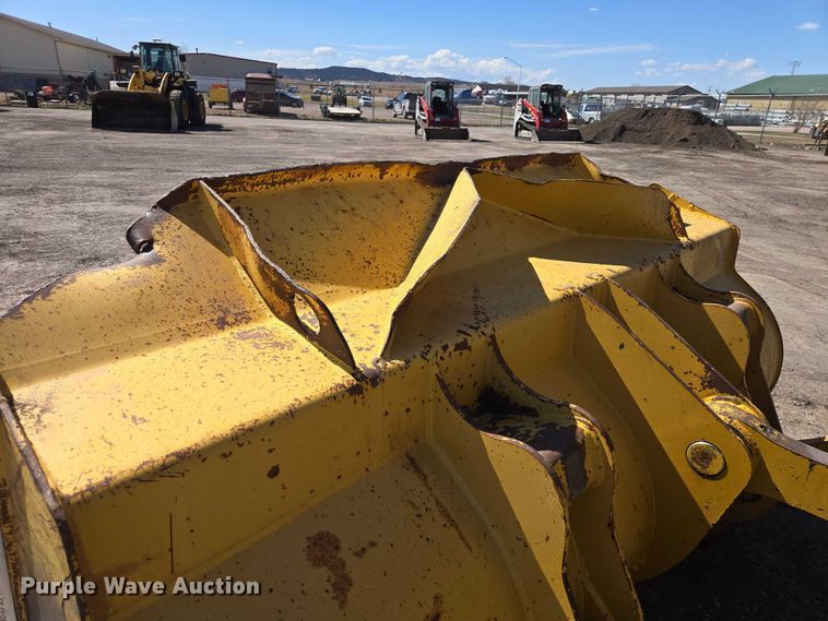 image for item EB1407 2015 Komatsu WA320-7 wheel loader