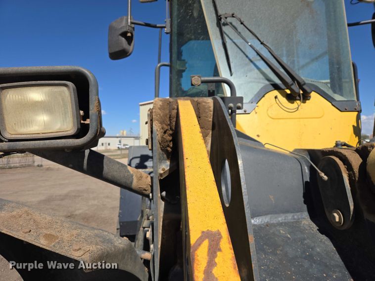 image for item EB1407 2015 Komatsu WA320-7 wheel loader