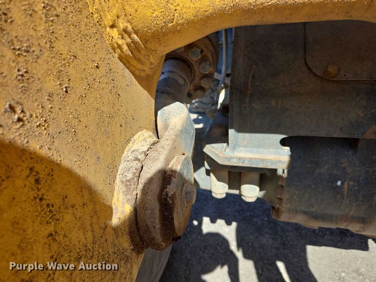 image for item EB1407 2015 Komatsu WA320-7 wheel loader