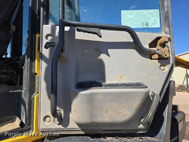 image for item EB1407 2015 Komatsu WA320-7 wheel loader