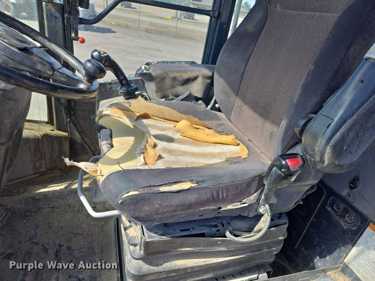 image for item EB1407 2015 Komatsu WA320-7 wheel loader