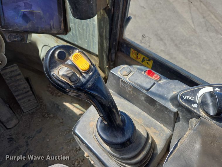 image for item EB1407 2015 Komatsu WA320-7 wheel loader